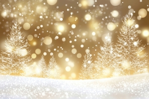 Verschneite Bäume und funkelnde Lichter im goldenen Hintergrund