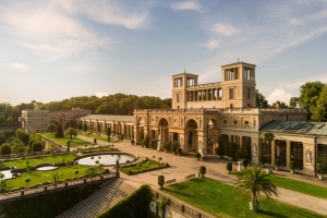 Außenansicht des Orangerieschlosses im Park Sanssouci, Potsdam